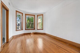 3746 N Lakewood Ave in Chicago, IL - Building Photo - Building Photo