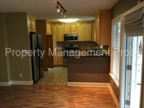 3434 Blanding Blvd-Unit -UNIT 240 in Jacksonville, FL - Building Photo - Building Photo