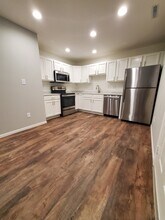 2322 College St in Cedar Falls, IA - Building Photo - Building Photo