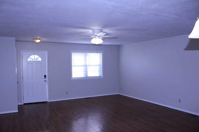 1500 Fair Park Cir in Mountain Home, AR - Building Photo - Building Photo