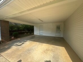 927 Pinecliff Dr in Oxford, AL - Building Photo - Building Photo