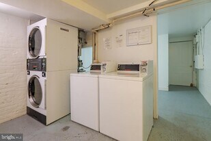 298 Q St NW in Washington, DC - Building Photo