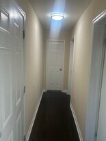 2834 Tidewater Dr, Unit 1 in Norfolk, VA - Building Photo