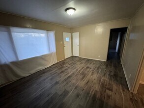 739 Sherman Ave in Waterloo, IA - Building Photo - Building Photo