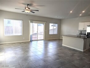 7851 Morganite Ave in Las Vegas, NV - Building Photo - Building Photo