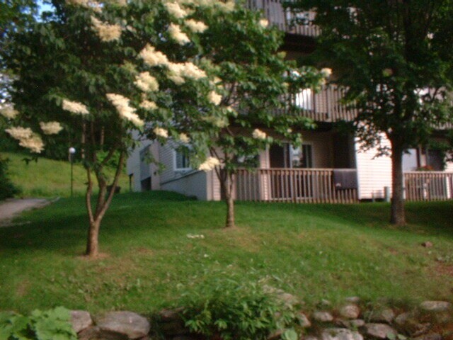 4232 Bolton Valley Access Rd, Unit 3L in Richmond, VT - Building Photo