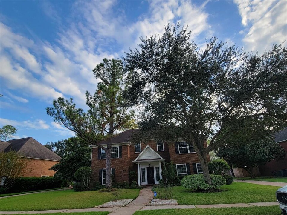 43 Hessenford St in Sugar Land, TX - Foto de edificio