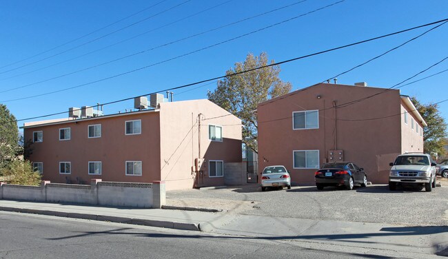 1410-1420 Truman St SE in Albuquerque, NM - Building Photo - Building Photo