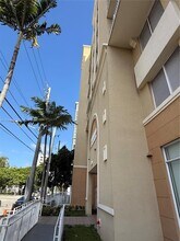 119 SW 6th Ave in Miami, FL - Building Photo - Building Photo