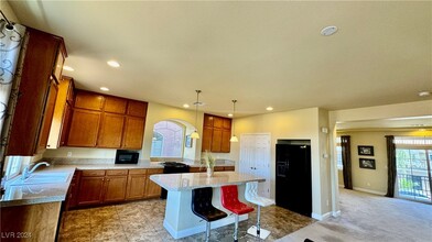 4488 Mission Meadow Cir in Las Vegas, NV - Building Photo - Building Photo