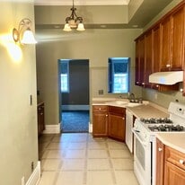 107 N Main St in Monticello, IN - Building Photo