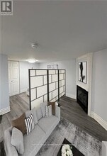 75 McIntyre Crescent in Halton Hills, ON - Building Photo - Building Photo