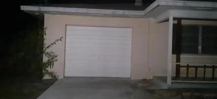 8320 N Bardge Terrace in Crystal River, FL - Building Photo - Building Photo