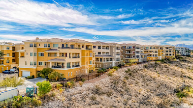 Mira Villa in Las Vegas, NV - Building Photo - Building Photo