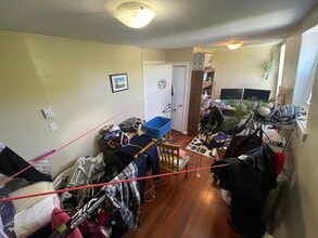 614 Victoria St in Kingston, ON - Building Photo - Building Photo