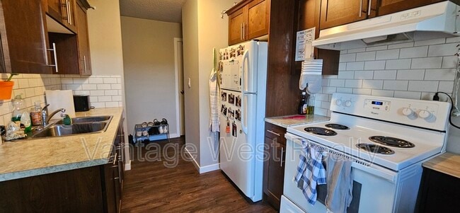 235-235 Husch Rd in Kelowna, BC - Building Photo - Building Photo