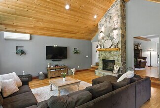 15 Calvin St in Ayer, MA - Building Photo - Building Photo