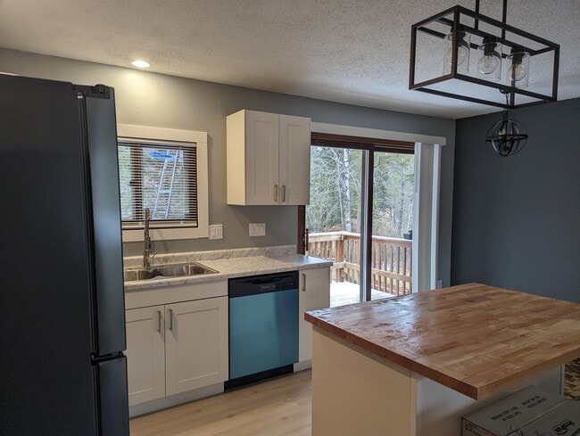 8263 Power Dam Rd NE in Bemidji, MN - Building Photo - Building Photo