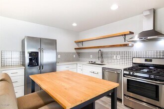 3140 E Glenrosa Ave in Phoenix, AZ - Building Photo - Building Photo