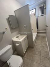 12 Sewall Ave, Unit 5 in Brookline, MA - Building Photo - Building Photo