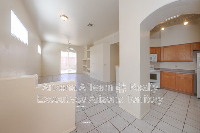 7362 E Placita Sacra in Tucson, AZ - Building Photo - Building Photo