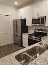 932 Vanderbergh Blvd in Monroe Township, NJ - Building Photo - Building Photo