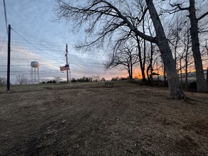 101 Circle Dr in White Bluff, TN - Building Photo - Building Photo