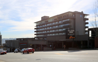 Royal Towers in New Westminster, BC - Building Photo - Building Photo