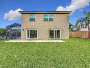 3123 Sunset Ln in Margate, FL - Foto de edificio - Building Photo