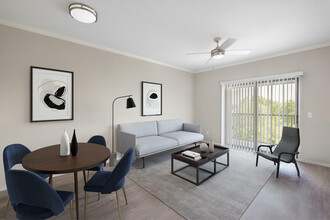 Verandahs of Brighton Bay in St. Petersburg, FL - Building Photo - Building Photo
