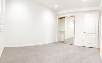 1255 Federal Ave, Unit 307 in Los Angeles, CA - Foto de edificio - Building Photo