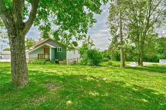 256 Macedon Center Rd in Fairport, NY - Building Photo - Building Photo