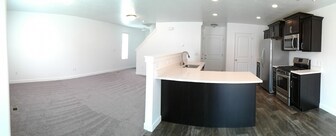 444 S Fox Chase Ln in Saratoga Springs, UT - Building Photo