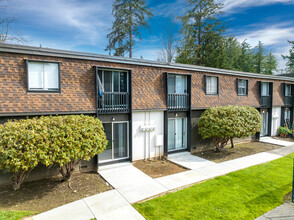 Sherwood Garden Apartments in Auburn, WA - Building Photo - Building Photo