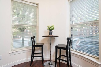 17 Cumberland St, Unit 8 in Boston, MA - Building Photo - Building Photo