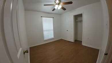 625 Woodard Ave in Cleburne, TX - Foto de edificio - Building Photo