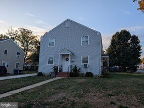 34 W Grant St in Woodstown, NJ - Building Photo - Building Photo