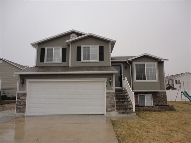property at 115 W 1875 N