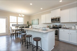 179 Lynn Dr in Clayton, NC - Building Photo - Building Photo