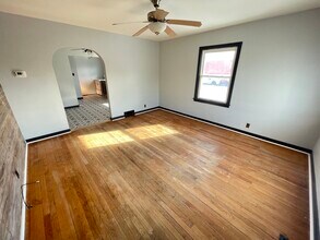 2527 Georgetown Rd in Danville, IL - Building Photo - Building Photo