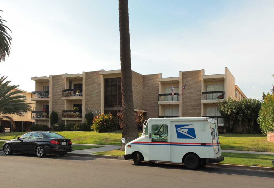 129 Marguerita Ave in Santa Monica, CA - Building Photo