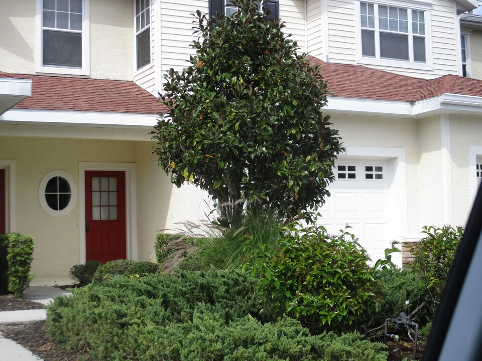 1156 Jonah Dr in North Port, FL - Building Photo