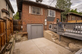571 S Corona St in Denver, CO - Building Photo - Building Photo