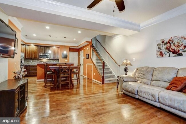 property at 7289 Elkridge Crossing Way