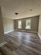656 Kling St in Akron, OH - Building Photo - Building Photo