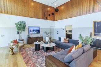 Broadstone Uptown PHX in Phoenix, AZ - Building Photo - Building Photo