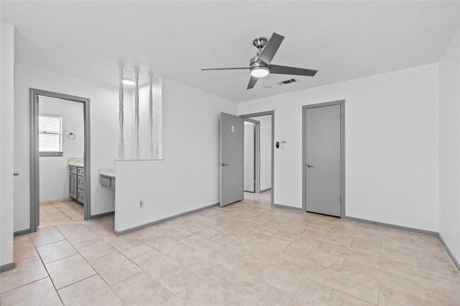 property at 13834 Oakwood Ln