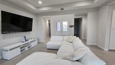 4625 Citrus Blossom Ct in Westlake, FL - Building Photo - Building Photo