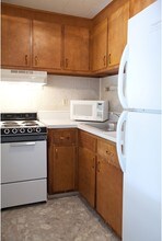 Hunter Apartments in Bloomington, IN - Foto de edificio - Interior Photo