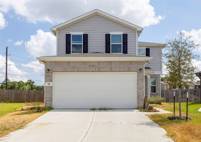 property at 702 Hardwood Grv Ct